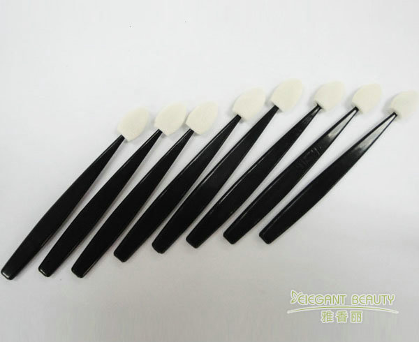 定制成套化妝刷時，如何平衡價格與質量？